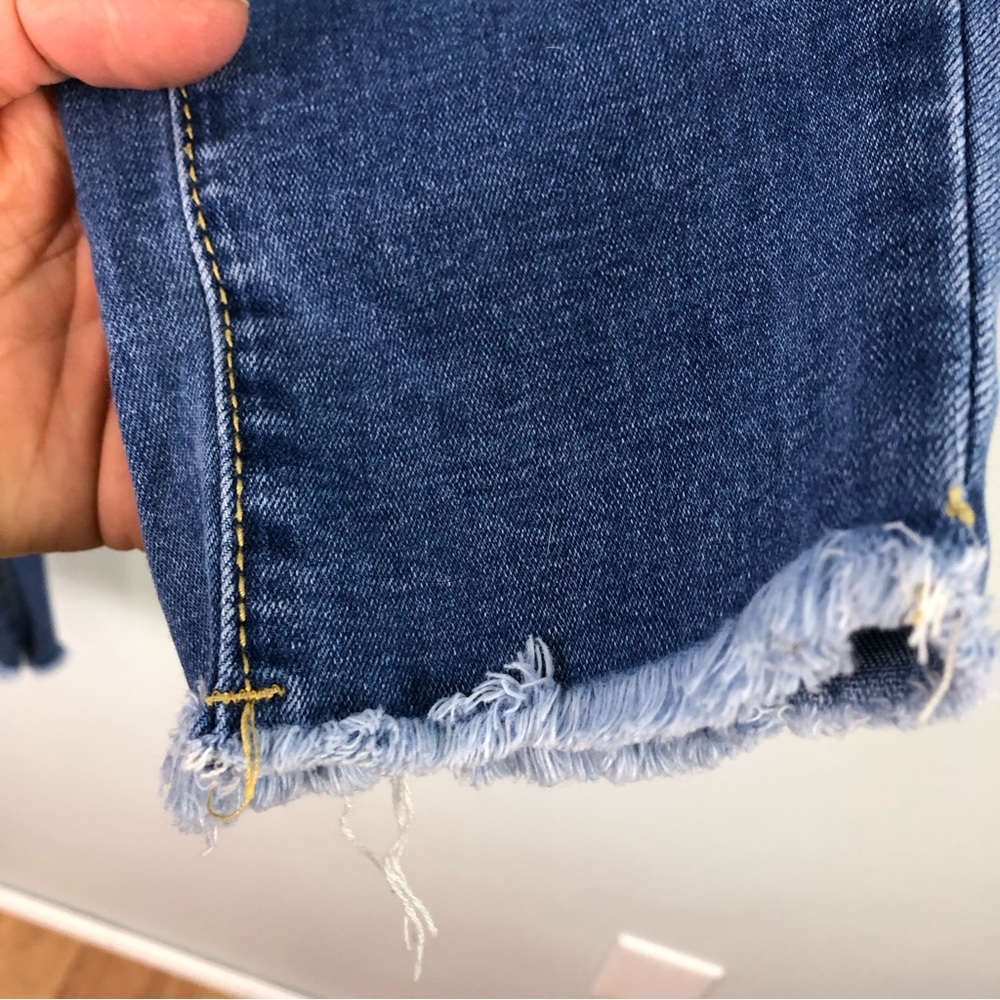 Between Us Distressed Light Wash Blue Jeans Size 18 - Picture 9 of 13